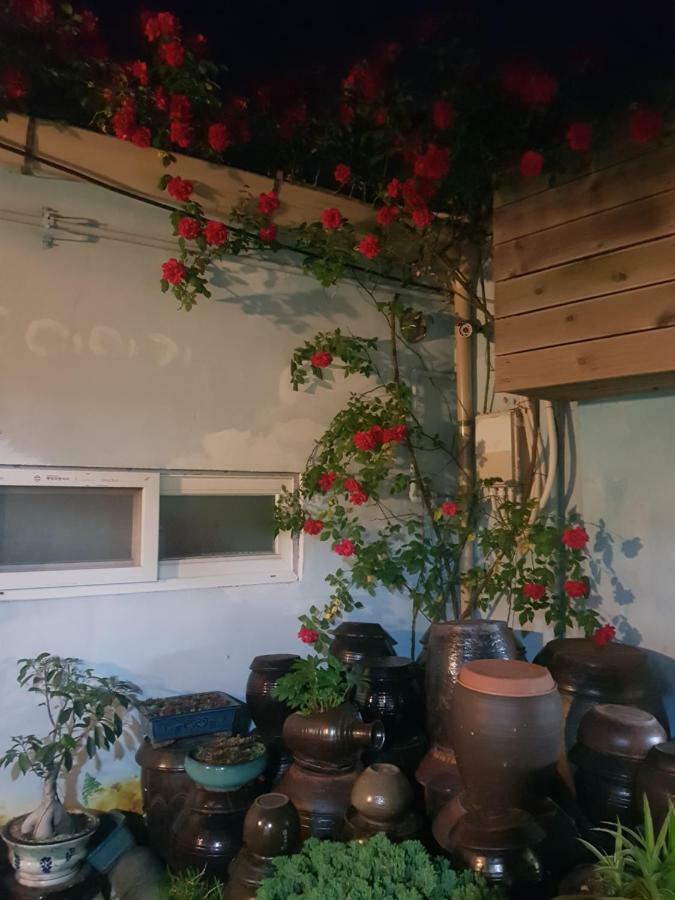 Hanok Story Guesthouse Jeonju Exterior foto